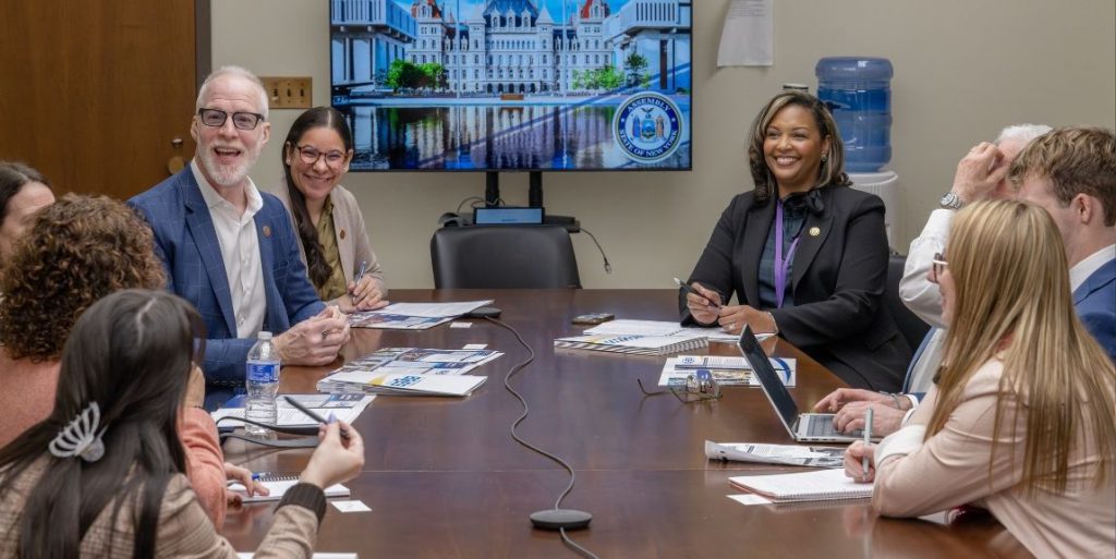 Three district superintendents meet with legislator and staffer at the LOB
